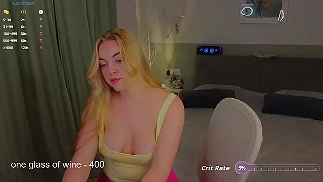 hey_peachy webcam
