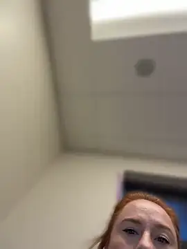 HelloTitti webcam