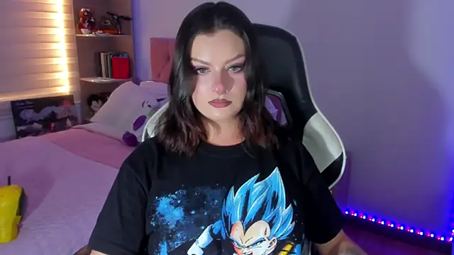 OphelianaRose33 webcam