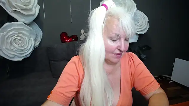 BlondyLeeBest webcam