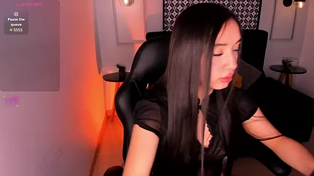 megann_blaze webcam