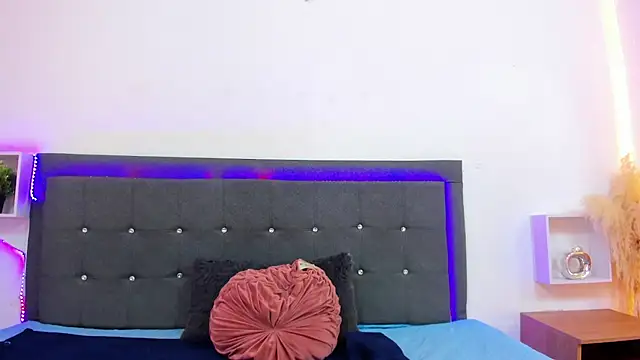 Lil_Aurora_ webcam
