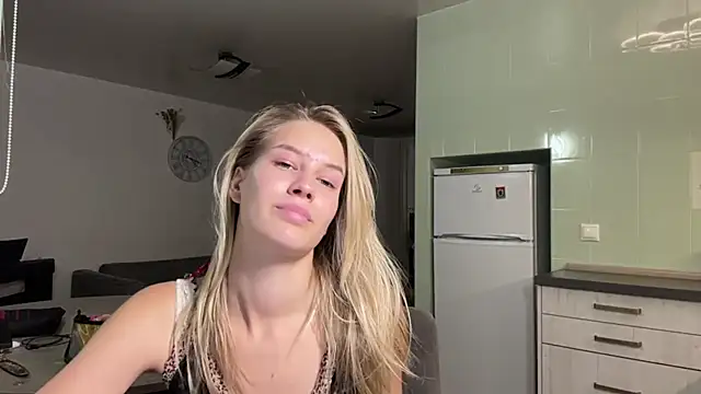 CryBaabyy webcam