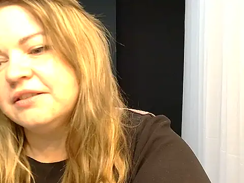 cute__cherry webcam