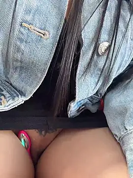 Sara_fun live cam on StripChat