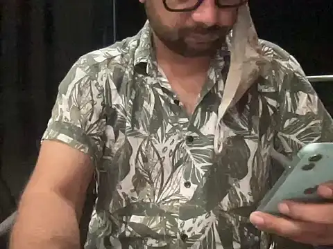slavekinky001 webcam