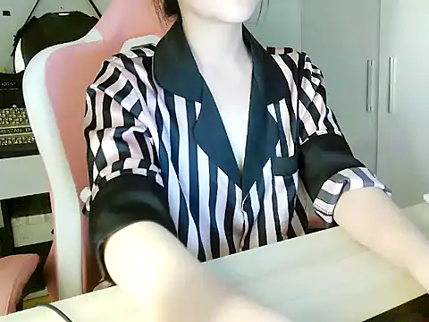 lucienguyen webcam