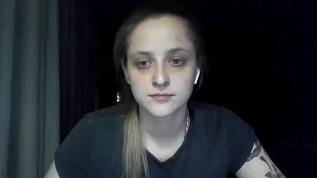 LeaWetGirl webcam
