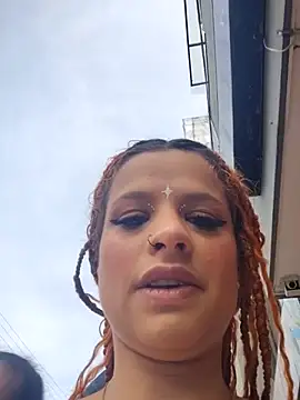 cataleya_16 (F young) - Off bra in bar public🔥🥵