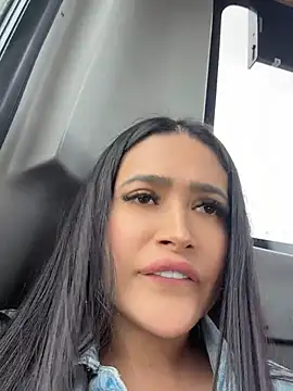 sara_fun (F young) - Shh in bus public make me crazy , cum