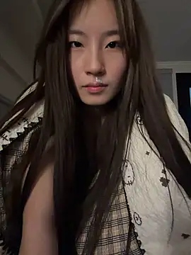 Uugirl00's live cam