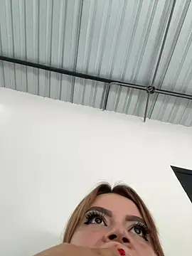 Sexy__Giirl live cam on StripChat