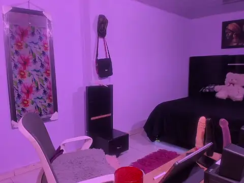 aria_rouss webcam