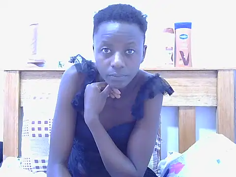 zuhura69 webcam