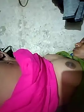 Lona2525 live webcam show