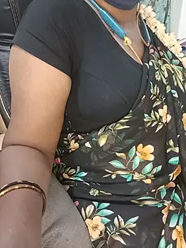 Tamil-hotwife live webcam show