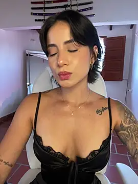 Ale_Lewis live webcam show