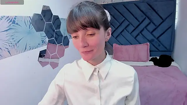 Valery_More__ live webcam show