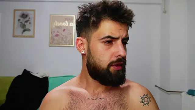 hairyrobxxx (M young) - KISS ME HARD BEFORE U GO :P