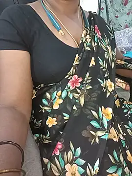 Tamil-hotwife webcam