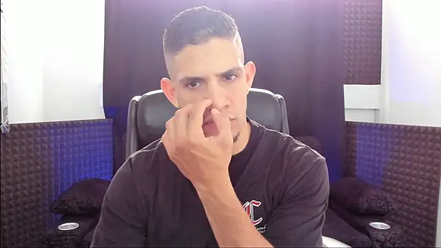 jhonnysnow17 webcam