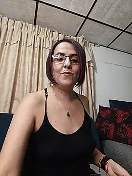 IsisBlake live webcam show