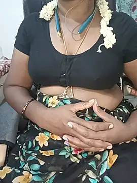 Tamil-hotwife webcam