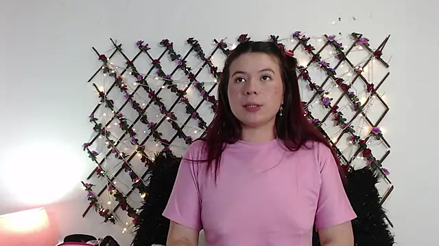 Samantha_Wallker live cam on StripChat