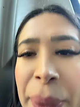 sara_fun (F young) - Shh in bus public make me crazy , cum