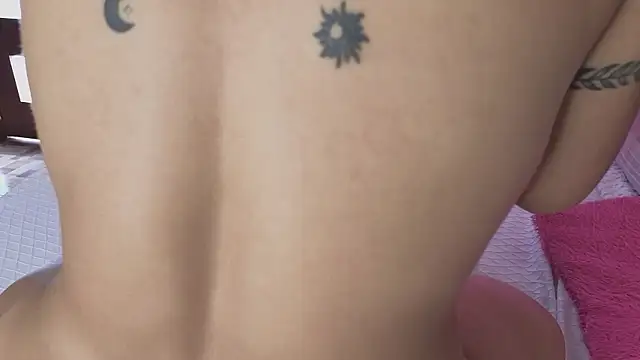 tatiana_big_ass_boobs live cam on StripChat