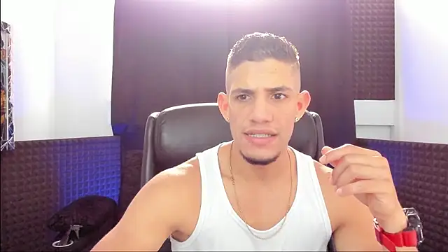 jhonnysnow17 - Jhonnysnow17's free webcam - UK Sex Cams