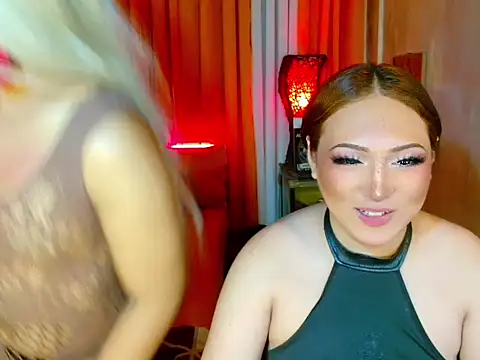 Phenomenal_Shemale live cam