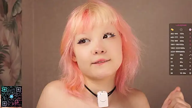 ChantalHoloway webcam