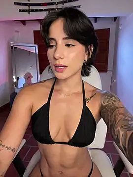 Ale_Lewis webcam