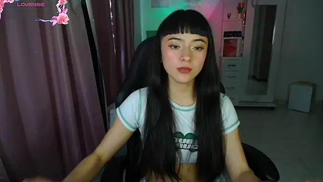 violetta_blackk live webcam show