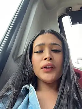 Sara_fun live webcam show