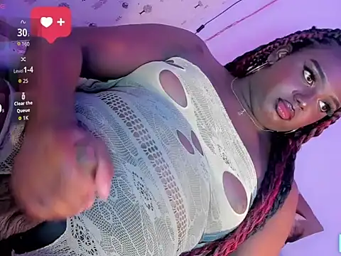 Hugemonsterblack webcam
