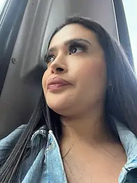 Sara_fun live webcam show