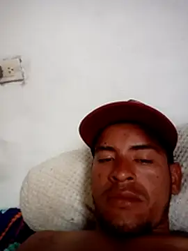 sexylatino22 webcam