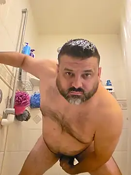 Roddog18 live cam on StripChat