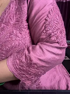 DarlingRuby live cam on StripChat