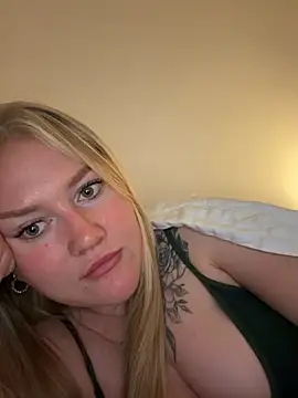 Scarlett-Knight