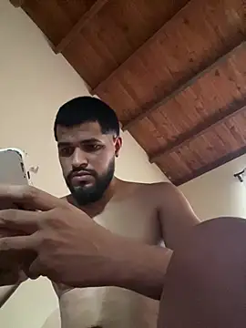 CatwomanAndHotman webcam