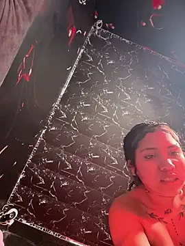 Alisha_LS webcam