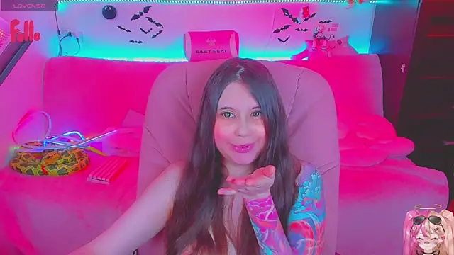 Lolisuccub webcam
