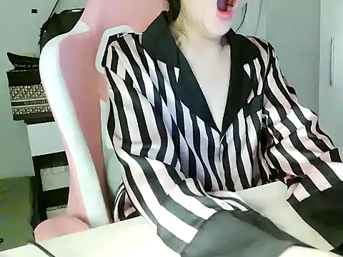 lucienguyen webcam