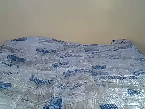 Aurora_starrr webcam