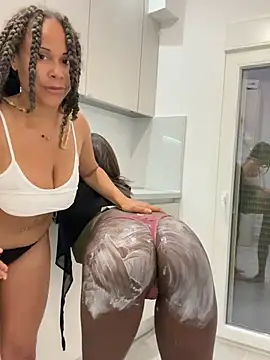 HaileyDiana webcam