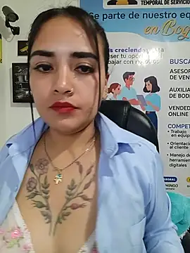 MAYE__13 live webcam show