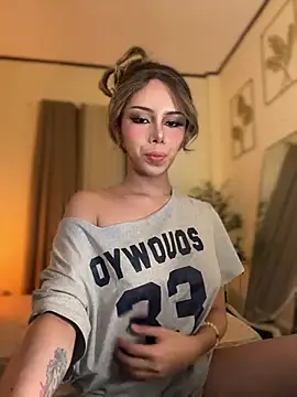 FinestGirlx live webcam show
